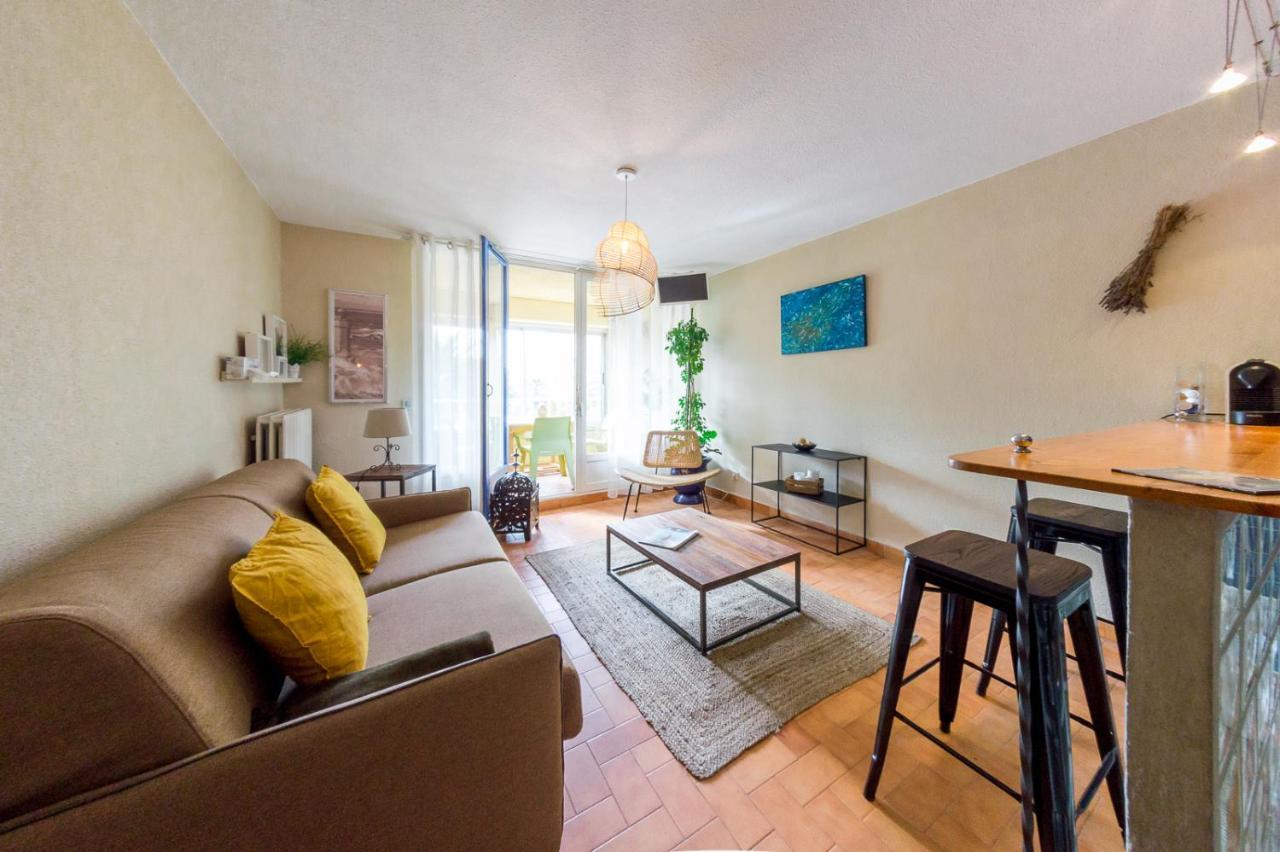 Retromirabeau "Cote Mer" - 29M2 - Lumineux - Terrasse Loggia - Vue Marina - Parking Securise - 2 A 3 Pers - Emplacement Top - Cheques Vacances Connect Грюїссан Екстер'єр фото