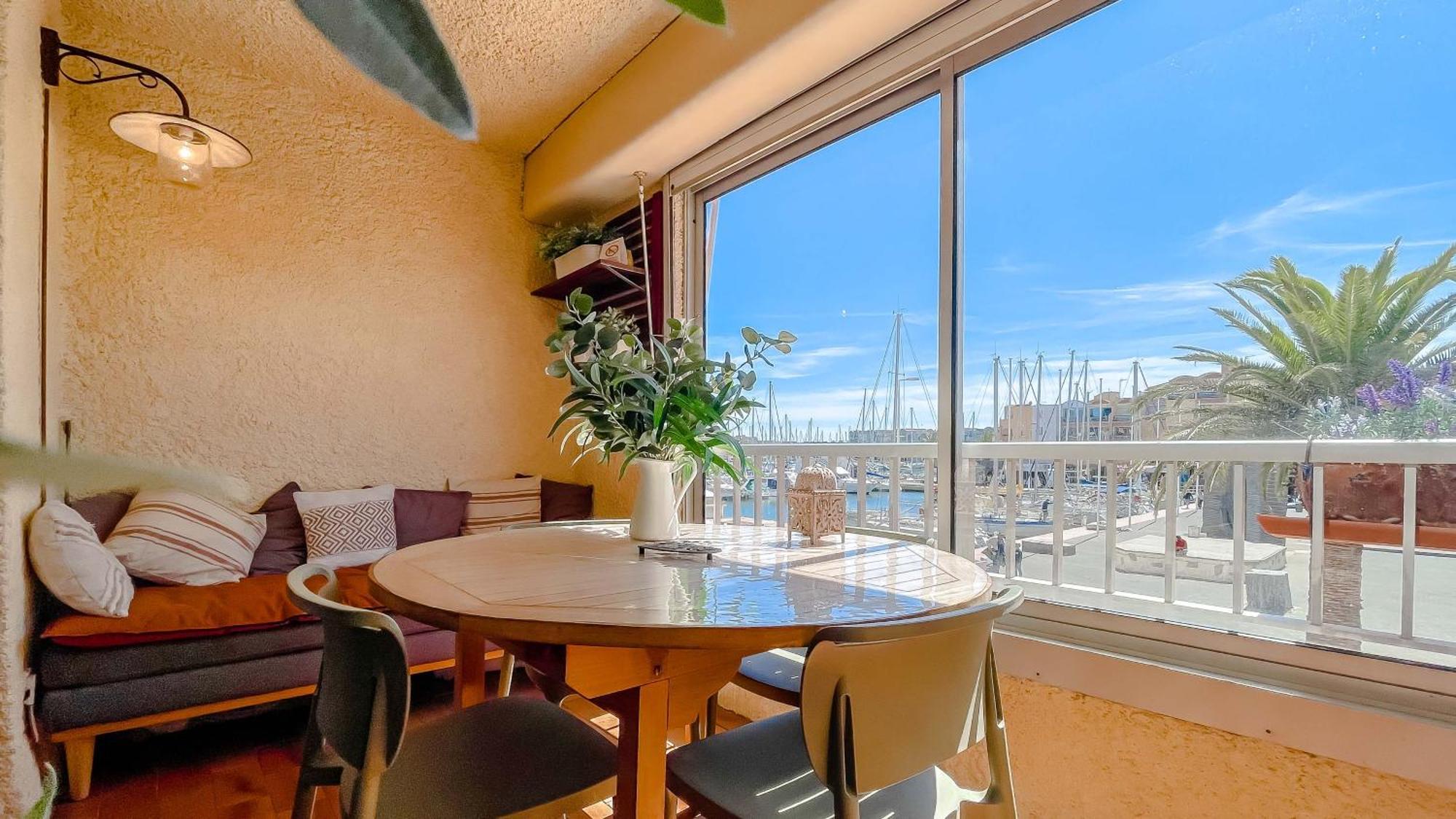 Retromirabeau "Cote Mer" - 29M2 - Lumineux - Terrasse Loggia - Vue Marina - Parking Securise - 2 A 3 Pers - Emplacement Top - Cheques Vacances Connect Грюїссан Екстер'єр фото
